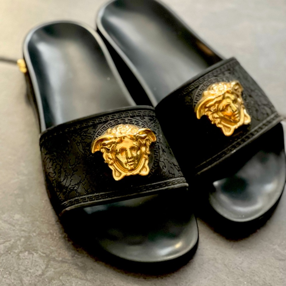 Versace PCS Unique Slippers, 6 USA Women